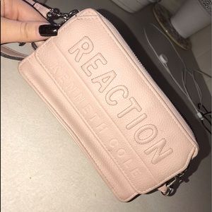 Kenneth Cole REACTION Wallet bag